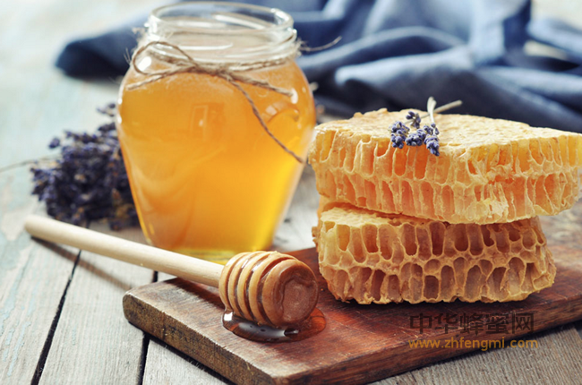 蜂胶对辅助防治糖尿病有何作用？