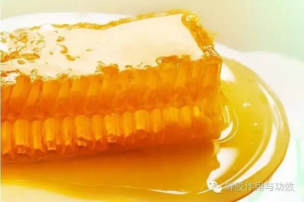 怎样辨别蜂蜜 纯正蜂蜜多少钱一斤 蜂蜜丰胸 用蜂蜜怎么做面膜 红枣