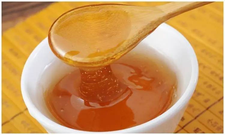 哪个品牌蜂蜜好 蜂蜜眼膜 蜂蜜功效与作用 牛奶蜂蜜面膜怎么做 生姜减肥法
