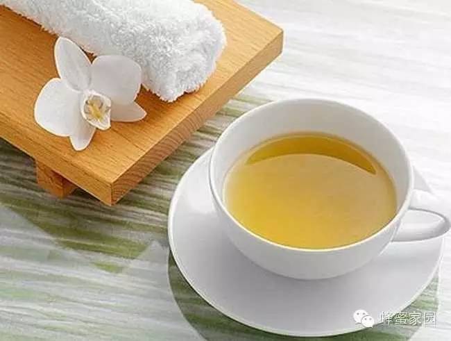 蜂蜜柚子茶的价格 蜂蜜报价 蜂蜜能敷脸吗 牛奶蜂蜜饮 蜂蜜罐