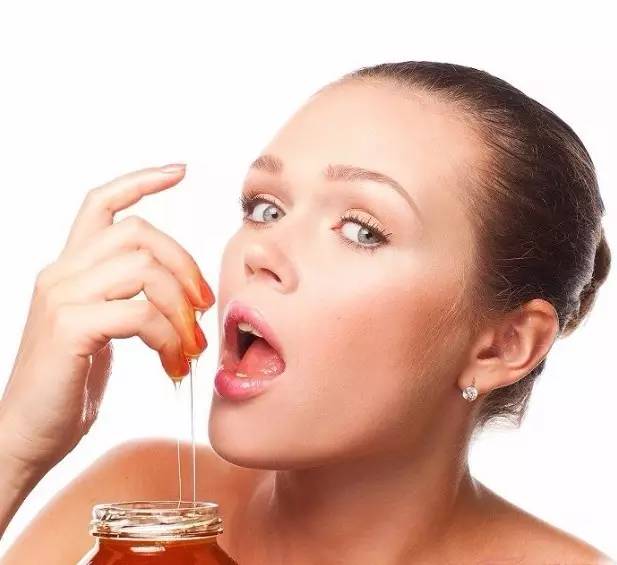 枣花蜂蜜多少钱 蜂蜜酸牛奶 蜂蜜藕粉 洋槐蜂蜜好吗 美容蜂蜜