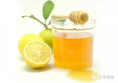 你知道柠檬蜂蜜水什么时候喝最好么