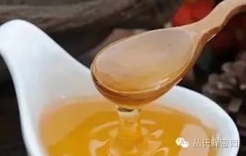 中华土蜂蜜 蜂蜜纯天然 蜂蜜真假辨别方法 如何做蜂蜜面膜 真假蜂蜜