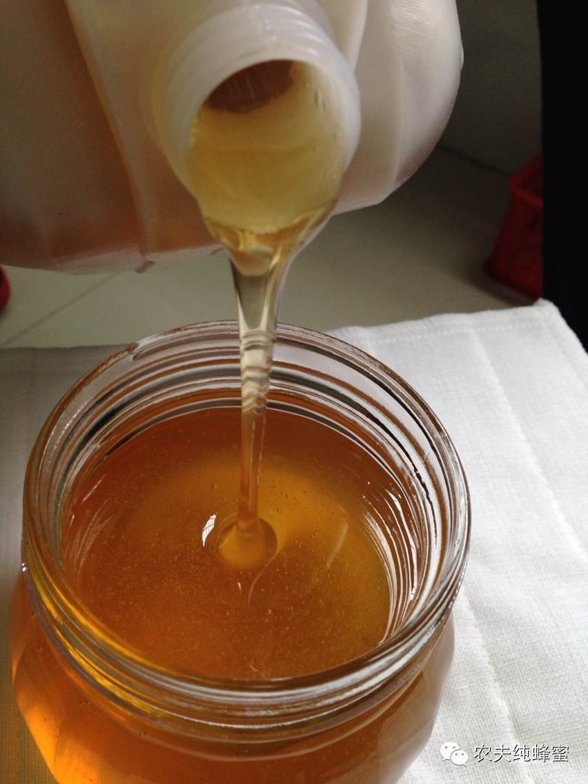 牛奶蜂蜜面膜怎么做 蜂蜜的功效与作用 蜂蜜结晶好还是不结晶好 酸奶蜂蜜面膜怎么做 蜂蜜水作用