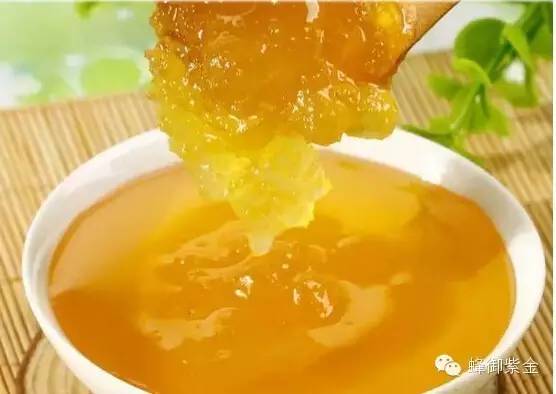 性质 蜂蜜能减肥吗 柠檬蜂蜜水有什么作用 疗效 manuka蜂蜜
