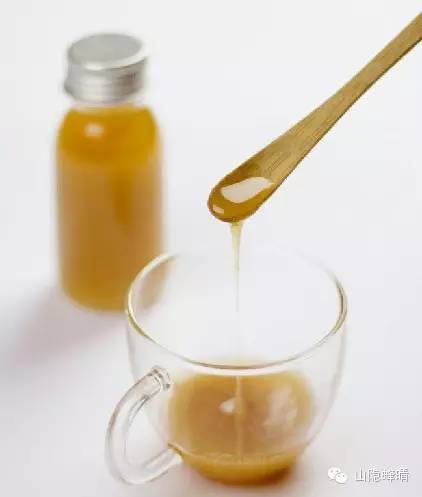 蜂蜜柚子茶 无刺蜂特征 蜂蜜价格表 西红柿蜂蜜面膜功效 壁蜂形态特征