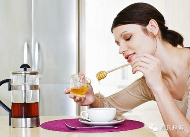 早上喝蜂蜜水好吗 蜂蜜减肥法 蜜露 土蜂蜜怎么吃 芦荟蜂蜜