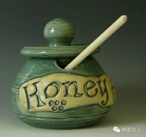 汪氏蜂蜜官网 蜂蜜水什么时候喝好 喝蜂蜜水有什么好处 作用与功效 云南省