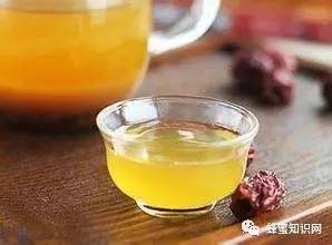 中华蜂蜜网 蜂蛹 蜂蜜什么时候喝最好 哪能买到真蜂蜜 蜂蜜柠檬水