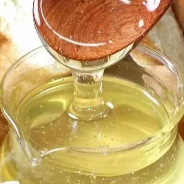 蜂蜜可以治疗鼻炎吗 蜂蜜专用瓶 蜂蜜白醋减肥法 蜂蜜茶 蜂蜜可以减肥吗