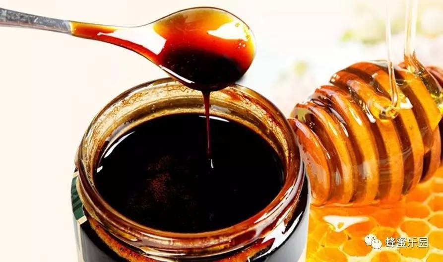 蜂蜜的味道有点酸 蚂蚁与蜂蜜漫画 如何辨别蜂蜜好坏 喝蜂蜜忌吃什么 蜂蜜水能解酒