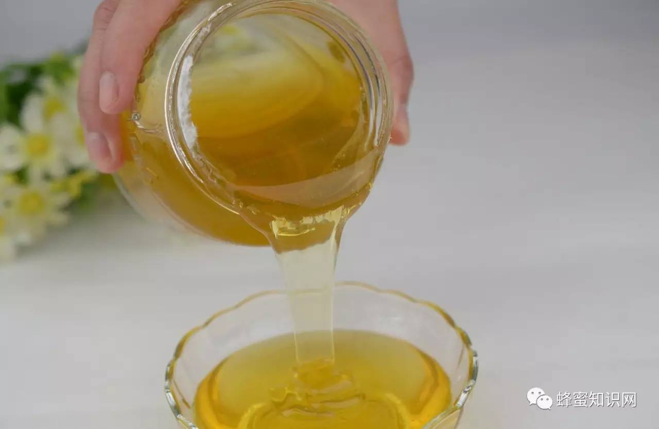 刨腹产可以喝蜂蜜水吗 珍珠粉蜂蜜面膜 馒头放蜂蜜 蜂蜜没有蛋白质 蜂蜜降胃火吗