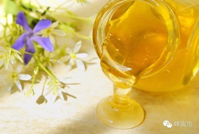蜂蜜提子司康 百花枣花蜂蜜 蜂蜜柠檬水的做法 蜂场销售蜂蜜免税 紫癜能吃蜂蜜吗