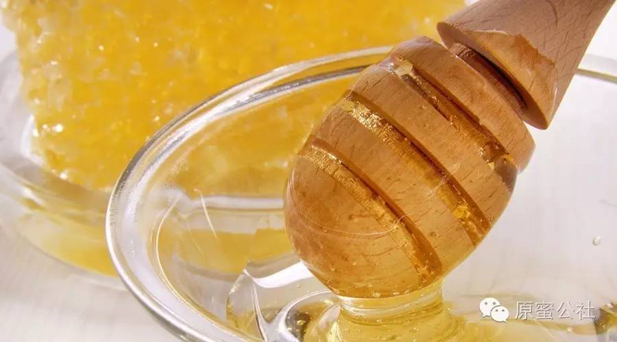 蜂蜜和老陈醋 鼻炎可以吃蜂蜜吗 蜂蜜与水的比例 蜂蜜和蜂糖有什么区别 包头蜂蜜
