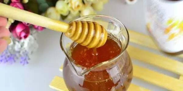 卖蜂蜜的口号 薏米蜂蜜 云南花康硬蜂蜜 蜂蜜杀菌吗消炎吗 化橘红加蜂蜜