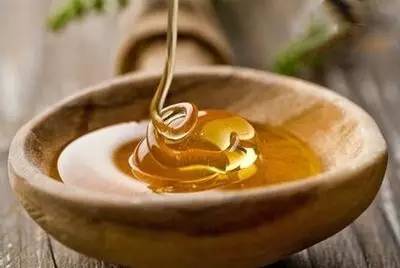 白醋蜂蜜减肥 运动时喝蜂蜜 什么是假蜂蜜 蜂蜜故事 玛卡配蜂蜜