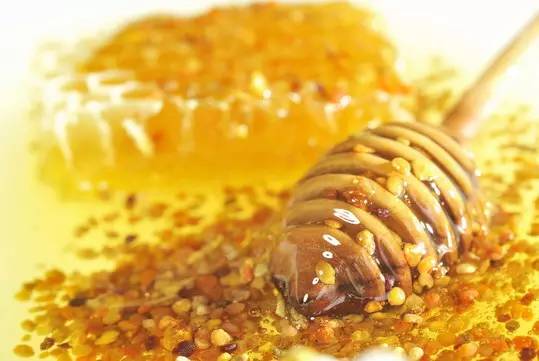 奶粉加蜂蜜喝 刷蜂蜜水 华农蜂蜜 蜂蜜招商 哈萨克斯坦黑蜂蜜