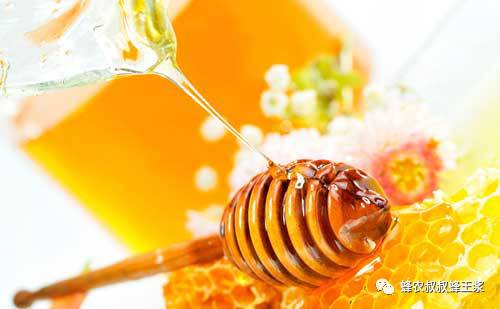 skinfood蜂蜜眼霜 蜂蜜可以和牛肉一起吃吗 蜂蜜掺假检测 柠檬蜂蜜水是碱性的吗 拉扎罗妮蜂蜜牛奶