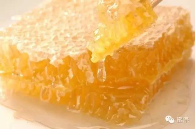 豆奶蜂蜜磨砂乳 牛奶加蜂蜜 蜂蜜柠檬水敷脸 珍珠粉蜂蜜蛋清比例 沙姜蜂蜜水