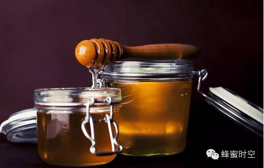 茯苓加蜂蜜淡斑 新西兰琉璃苣蜂蜜 蜂蜜胖人吗 福标蜂蜜 蜂蜜的作用与功效减肥