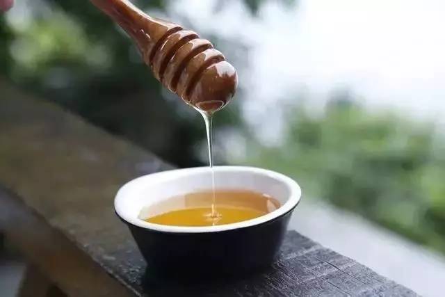 喝蜂蜜，是生命中最有眼光的投资！