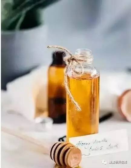 柠檬蜂蜜爸爸去哪儿 蜂蜜白醋怎么做 蜂蜜炒中药 如何取蜂蜜 蜂蜜抽