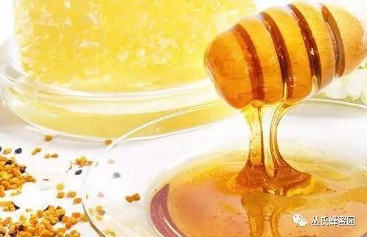 蜂蜜能抹吗 喉咙有痰喝蜂蜜水 破壁蜂花粉搅入蜂蜜 来大姨妈可以喝蜂蜜吗 喝蜂蜜不舒服
