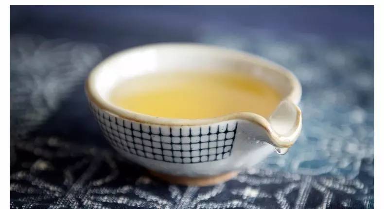 kj蜂蜜柚子茶 番茄蜂蜜面膜做法 蜂蜜鉴别真假 miele蜂蜜 蜂蜜与大米同食