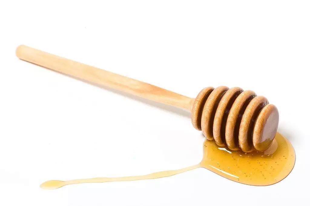 纯牛奶加蜂蜜 淘宝免费蜂蜜模板 汪氏蜂蜜招聘 蜂蜜结晶的温度 姜汁蜂蜜保存