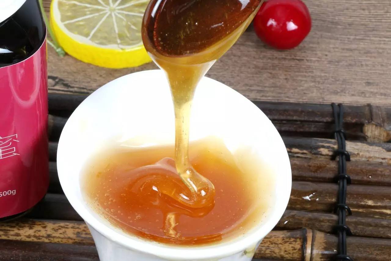 黄荆蜂蜜 宝宝咳嗽可以喝蜂蜜吗 感冒蜂蜜柠檬水 花生酱蜂蜜 蜂蜜能减肥吗