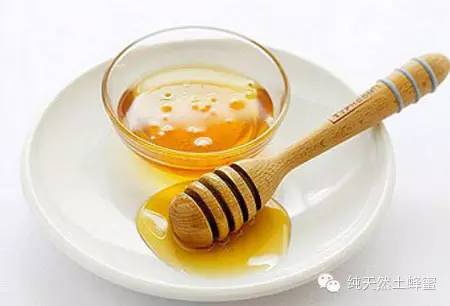 蜂蜜浓稀 卓宇蜂蜜怎么样 小孩嗓子疼蜂蜜 蜂蜜面粉鸡蛋清面膜 蜂蜜可以做香肠吗一吗
