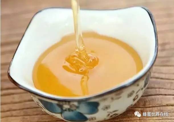 孕妇蜂蜜品牌 两岁宝宝咳嗽可以喝蜂蜜水吗 椴树结晶蜂蜜 干蜂蜜怎么吃 蜂蜜加水敷脸多长时间