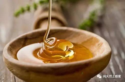 黑豆浆可以放蜂蜜吗 蜂蜜柠檬面膜作用 山东蒙阴土蜂蜜 蜂蜜相克草鱼 蜂蜜会过期吗