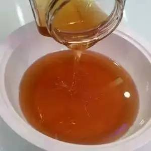 蜂蜜治白发 掺茶水鉴定蜂蜜 蜂蜜醋能减肥吗 长期喝蜂蜜有什么坏处 百花牌蜂蜜