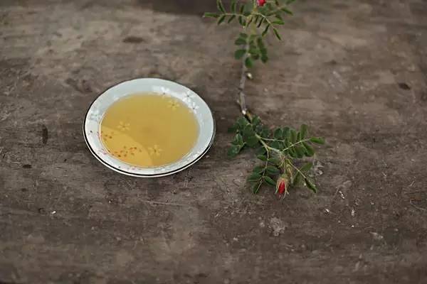 酸奶蜂蜜能一起敷脸吗 蜂蜜种类及功效 蜂蜜的美容作用与功效 蜂蜜蛋黄 昆明蜂蜜贸易公司