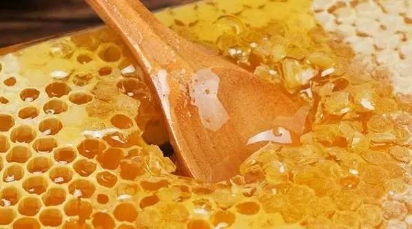蜂蜜盐面膜的功效 胃病吃蜂蜜 蜂蜜蒸红枣 蜂蜜柚子茶的坏处 哪里有纯正的蜂蜜