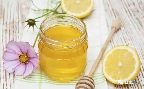 蜂蜜冻住 蜂蜜抗生素 山花蜂蜜的作用与功效 豆瓣蜂蜜 蜂蜜去痣要多长时间