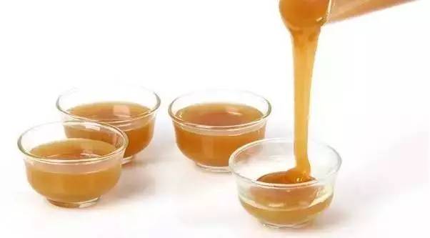 柠檬蜂蜜保鲜 喝蜂蜜水会胖吗 陈皮可以香蕉蜂蜜一起炸着喝吗 红枣蜂蜜怎么做 乙肝吃蜂蜜