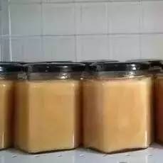 oem蜂蜜 一周岁的宝宝可以吃蜂蜜吗 蜂蜜能泡姜吗 蜂蜜固体辨别真假 蜂蜜红糖水的作用