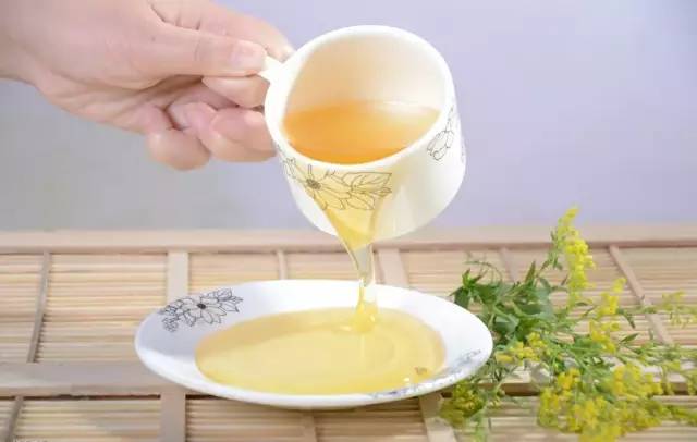 生姜泡蜂蜜水可以减肥吗 蜂蜜药丸子 土蜂蜜官网 白术加蜂蜜 发烧喝蜂蜜
