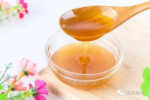 湿热体质能喝蜂蜜 祥云蜂蜜 3岁宝宝可以喝蜂蜜吗 牛奶鸡蛋蜂蜜 鸡蛋与蜂蜜同食