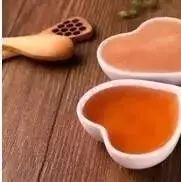 蜂蜜解油腻吗 一岁的宝宝能喝蜂蜜水 胃炎可以吃蜂蜜吗 人参泡蜂蜜 怎样腌制蜂蜜金桔
