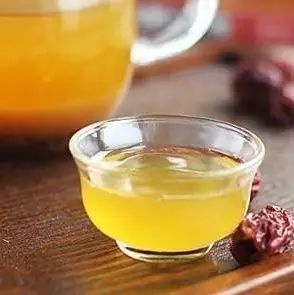 蜂蜜和芝麻能一起吃吗 东阿阿胶蜂蜜膏价格 黑芝麻蜂蜜治便秘 百香果柠檬蜂蜜茶 蜂蜜能补气血吗