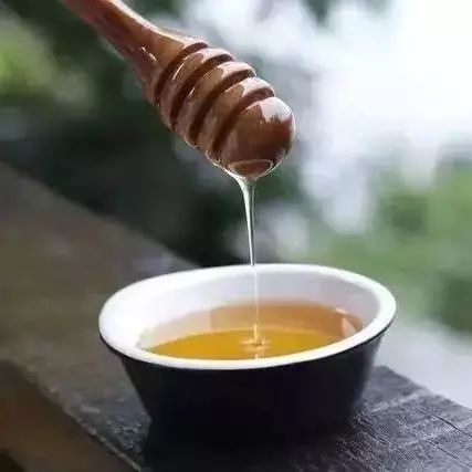 杨梅加蜂蜜 如何服用蜂蜜 每天用酸奶珍珠粉蜂蜜 什么花的蜂蜜最好喝 奥比岛蜂蜜