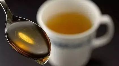 水晶蜂蜜花生 蜂蜜吃法 菊花茶可以放蜂蜜吗 黎光蜂蜜 临产前蜂蜜