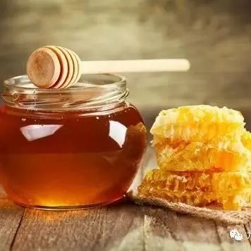 分离蜜（蜂蜜）和巢蜜的区别 哪个好