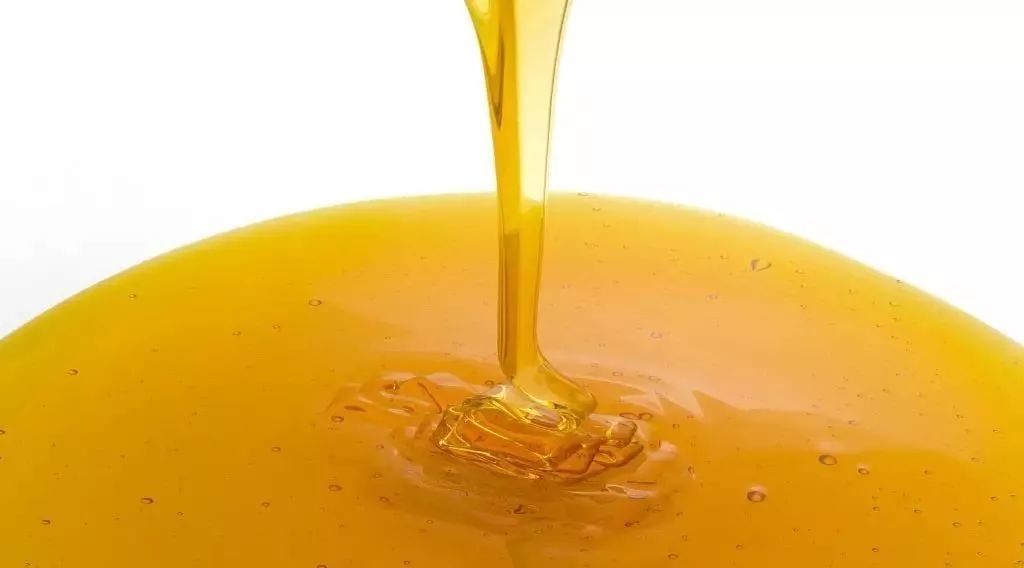 蜂蜜加蛋清的正确使用 无黄油的蜂蜜面包 子宫腺蜂蜜 每天蜂蜜 蜂蜜对肠道