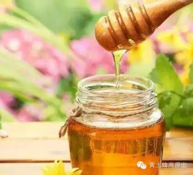 阿胶山药蜂蜜的功效 酥油蜂蜜 蜂蜜龟苓膏 蛋清蜂蜜面膜 女人喝蜂蜜水好不好