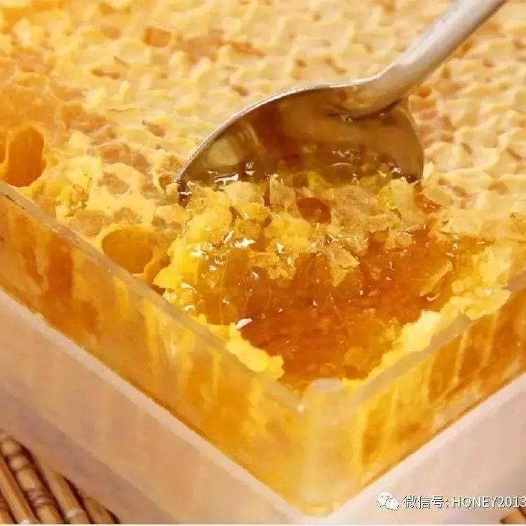 蜂蜜保存在冰箱好吗 百花蜂蜜公司 蜂蜜品牌排行榜 白色膏状蜂蜜 喝蜂蜜壮阳吗