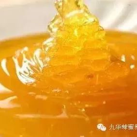 蜂蜜水怎么养胃 蜂蜜与水的比例 养蜂人卖的蜂蜜 怎么泡蜂蜜水好 黑枣蜂蜜